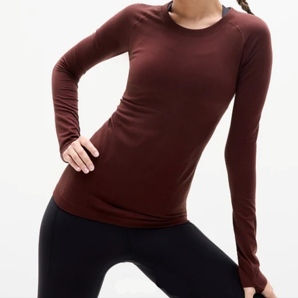 NWT Athleta Momentum Seamless Long Sleeve Top